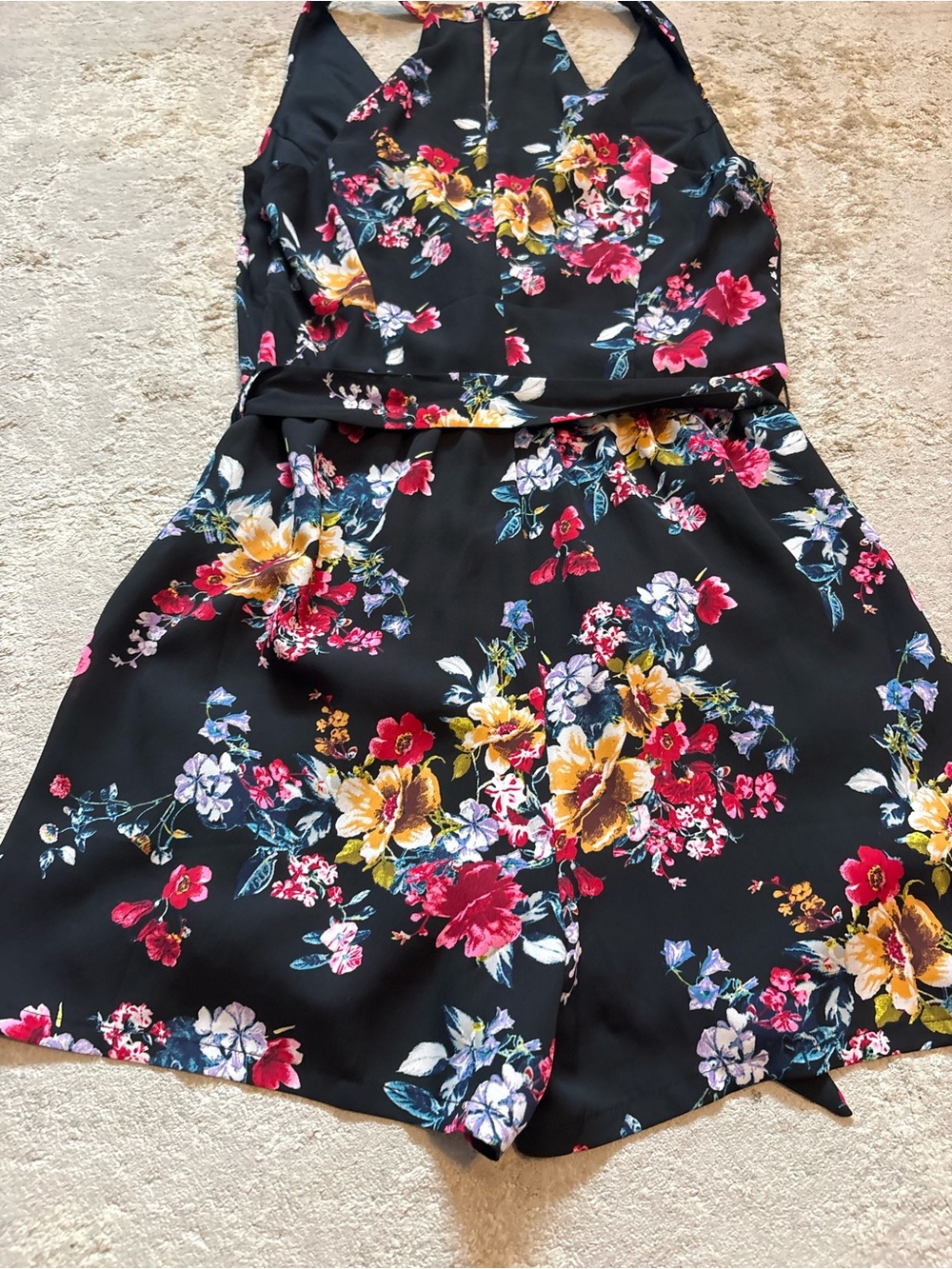 Express Floral Halter Tie Waist Romper With Pockets Size 6 - Picture 10 of 11